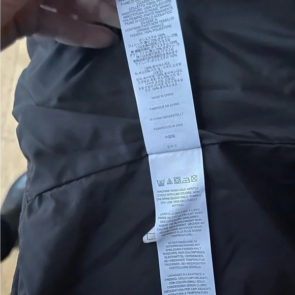 J. Crew Black Quilted Down Filled Puffer Vest Size Small - Picture 5 of 7